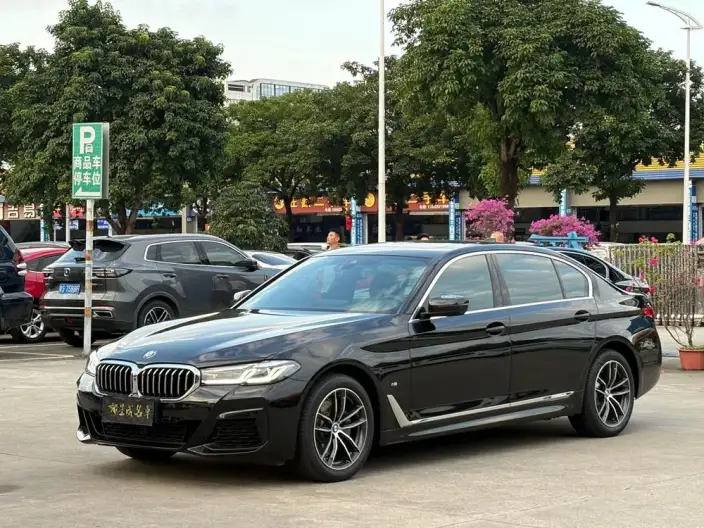 BMW 5 Series 2022 Model 525Li M Sports Set – фото 1