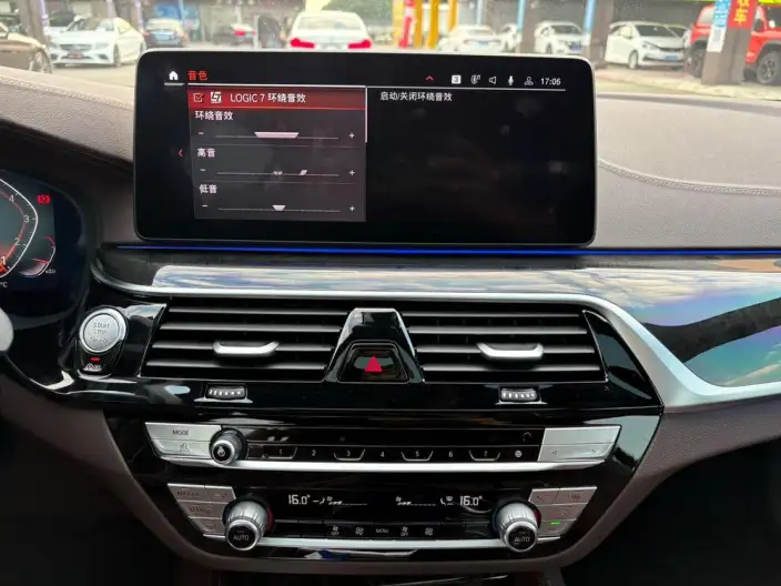 BMW 5 Series 2022 Model 525Li M Sports Set – фото 8