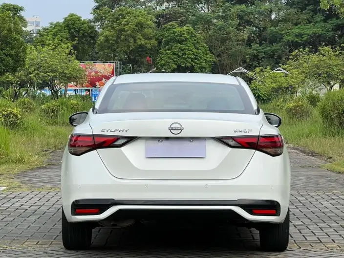 Nissan Sylphy 2023 Model 1.6L CVT Yuexiang Edition – фото 6