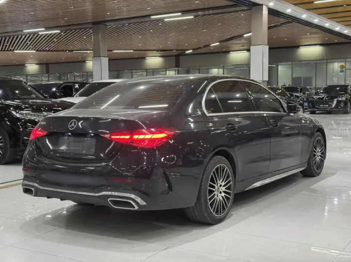 Mercedes-Benz C-Class 2023 Model C 260 L Sports Edition – фото 6