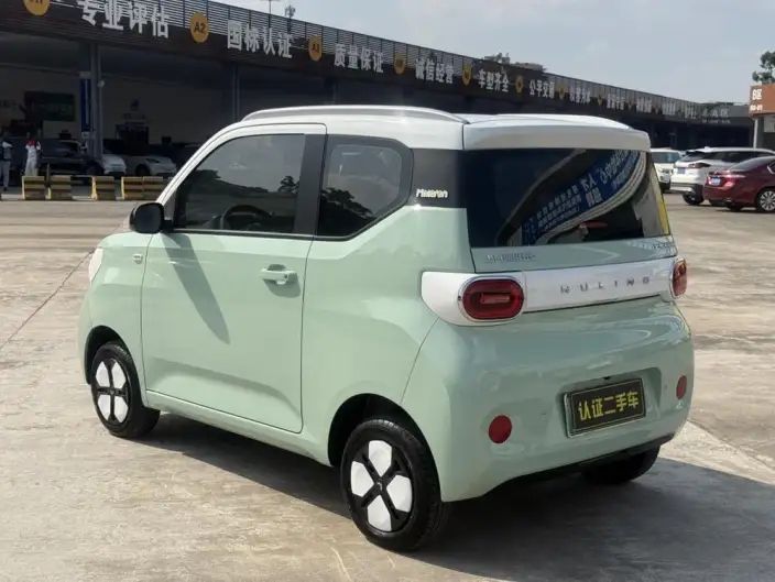 Wuling Hongguang MINIEV 2024 Model 215km Advanced version Lithium Iron Phosphate