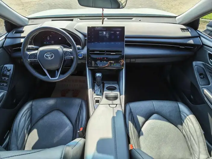 Toyota Avalon 2022 Model Hybrid 2.5L XLE Premium Edition – фото 8