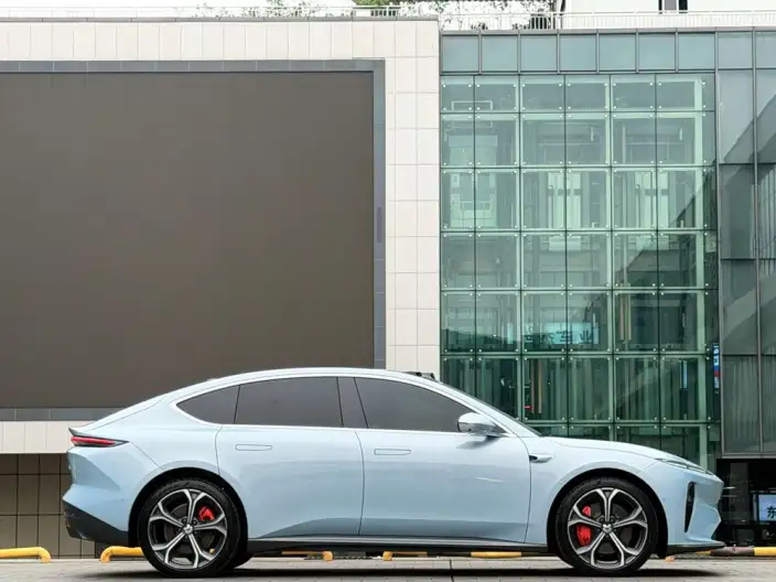 NIO ET5 2022 Model 75kWh – фото 8
