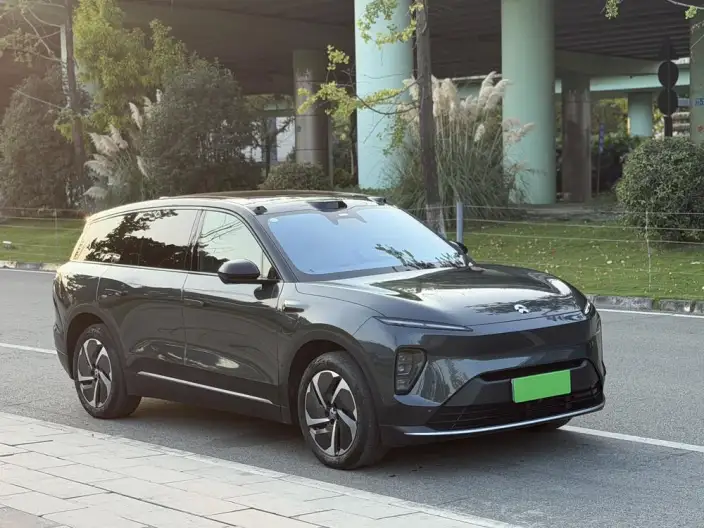 NIO ES8 2024 Model 75kWh