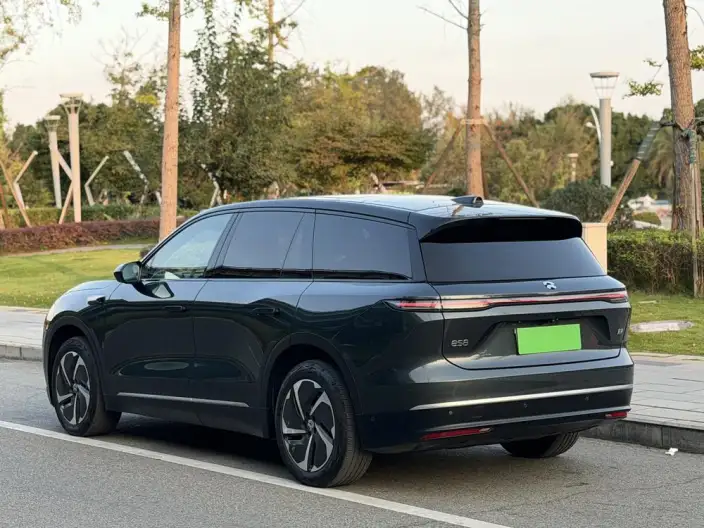 NIO ES8 2024 Model 75kWh