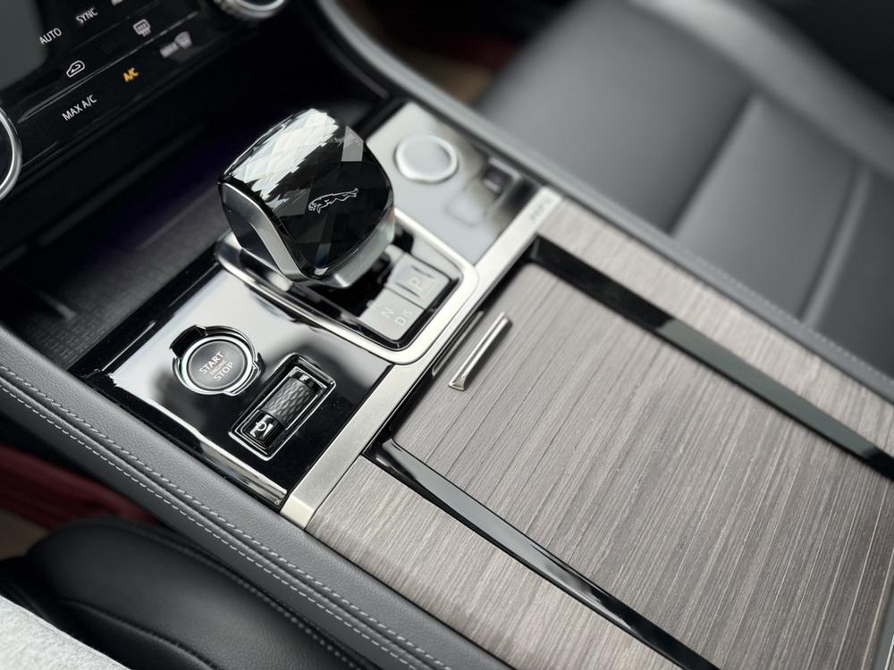 Jaguar XFL Модель 2022 года 2.0T P200 2WD Elite Deluxe Edition – фото 14