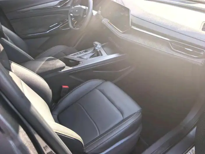 Changan Auchan X5 PLUS 2023 Model 1.5T DCT Pioneer Model