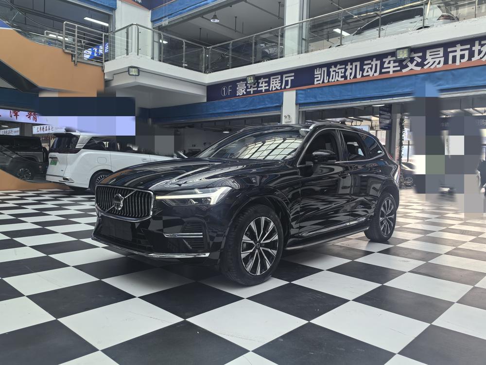 Volvo XC60 2023 B5 AWD Intelligent Far Luxury – фото 1