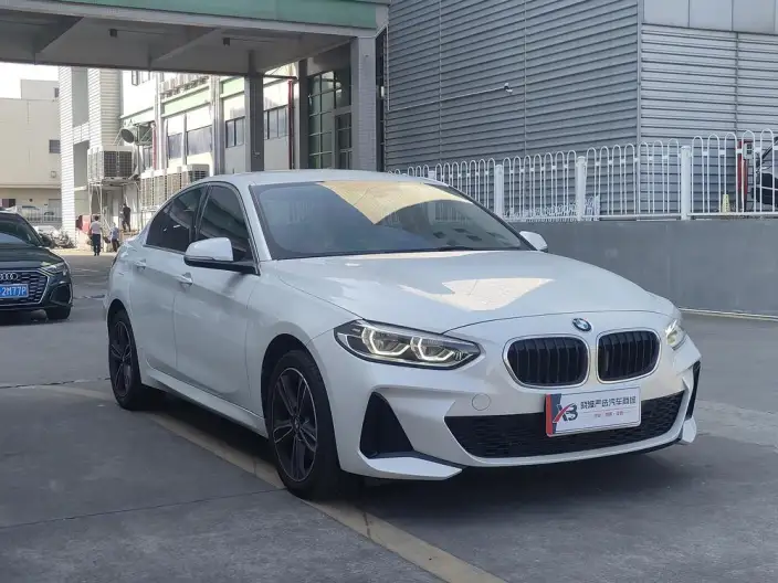 BMW 1 Series 2021 Model Facelift 120i M Sports Edition – фото 3