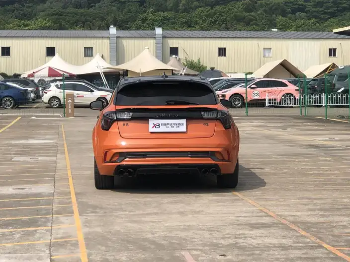 Lynk & Co 02 Hatchback 2021 Model 2.0TD Hatchback Halo – фото 6