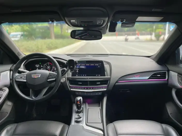 Cadillac CT5 2023 Model 28T Luxury Model Standard Edition – фото 9