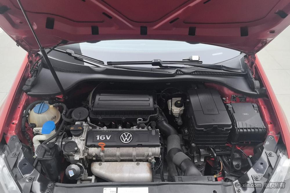 Volkswagen Golf 2012 1.6 Automatic Comfort – фото 5