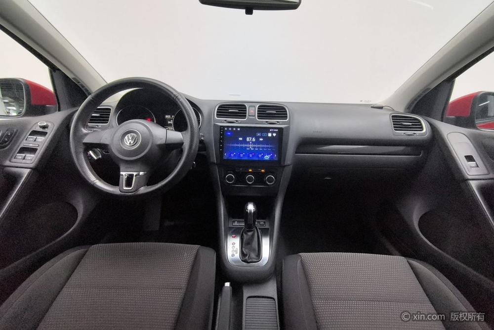 Volkswagen Golf 2012 1.6 Automatic Comfort – фото 12