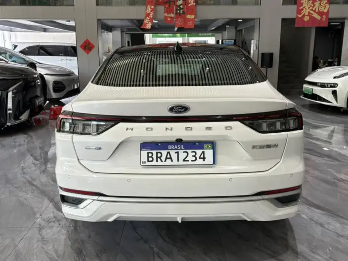 Ford Mondeo 2022 Model Facelift EcoBoost 245 Luxury Model – фото 5