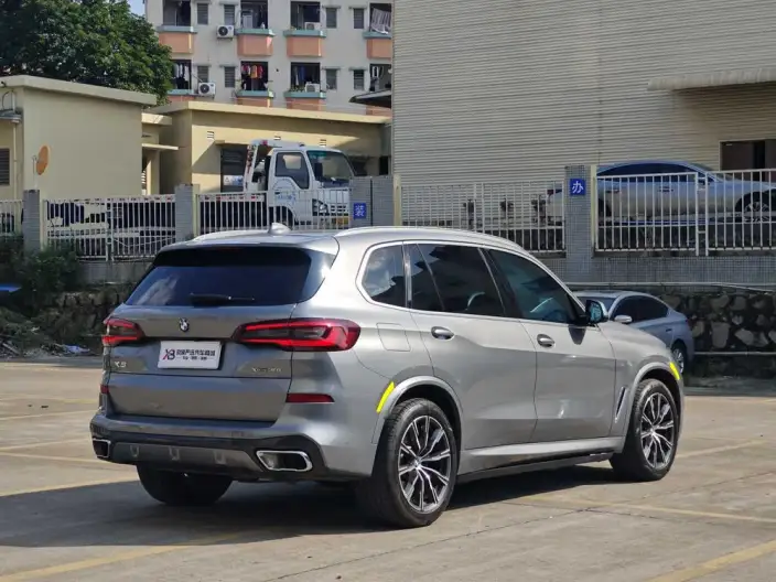BMW X5 2022 Model xDrive 30Li Exclusive Model M Sports Set – фото 7