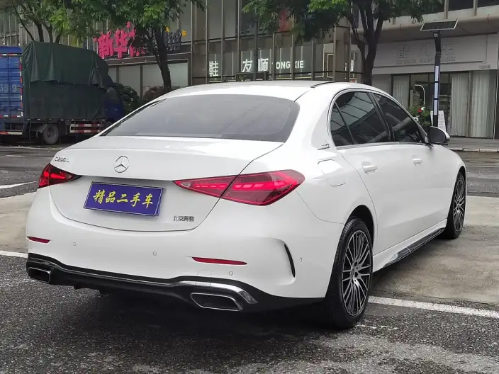 Mercedes-Benz C-Class 2024 Model C 200 L Sports Edition – фото 7