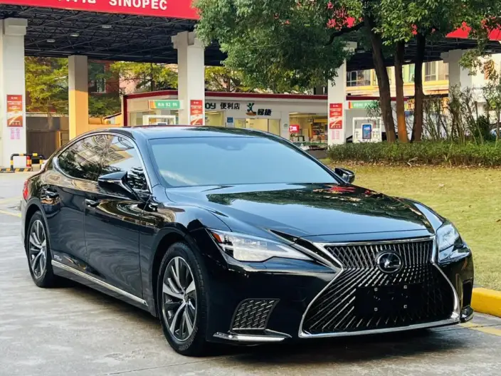 Lexus LS 2021 Model 500h Superior Edition