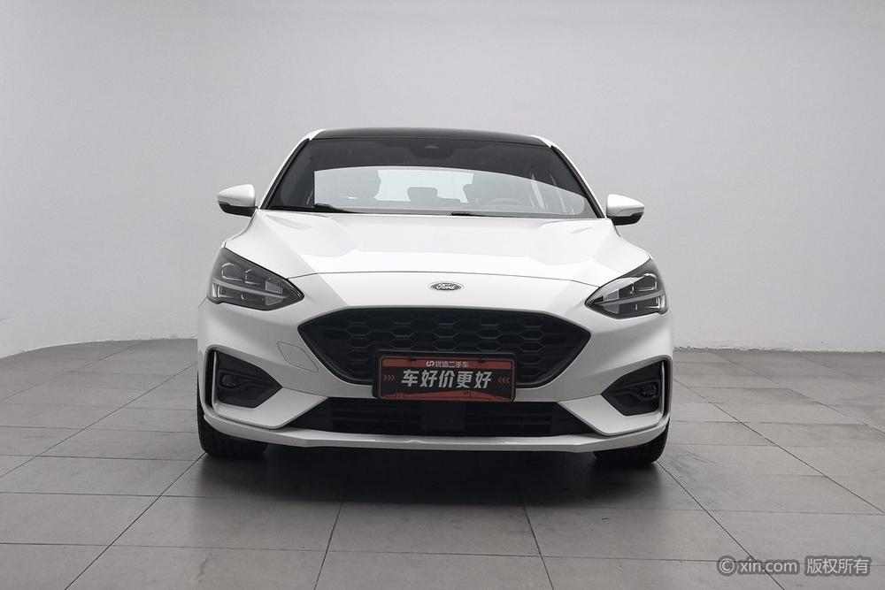 Ford Focus 2021 2-Class EcoBoost 180 Automatic ST Line – фото 2