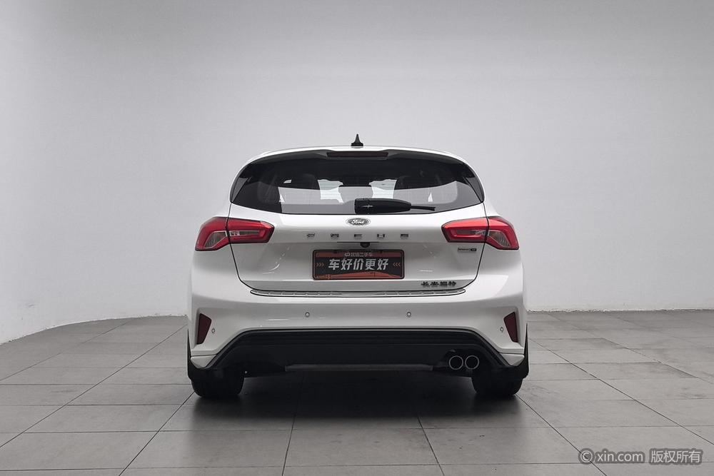 Ford Focus 2021 2-Class EcoBoost 180 Automatic ST Line – фото 3