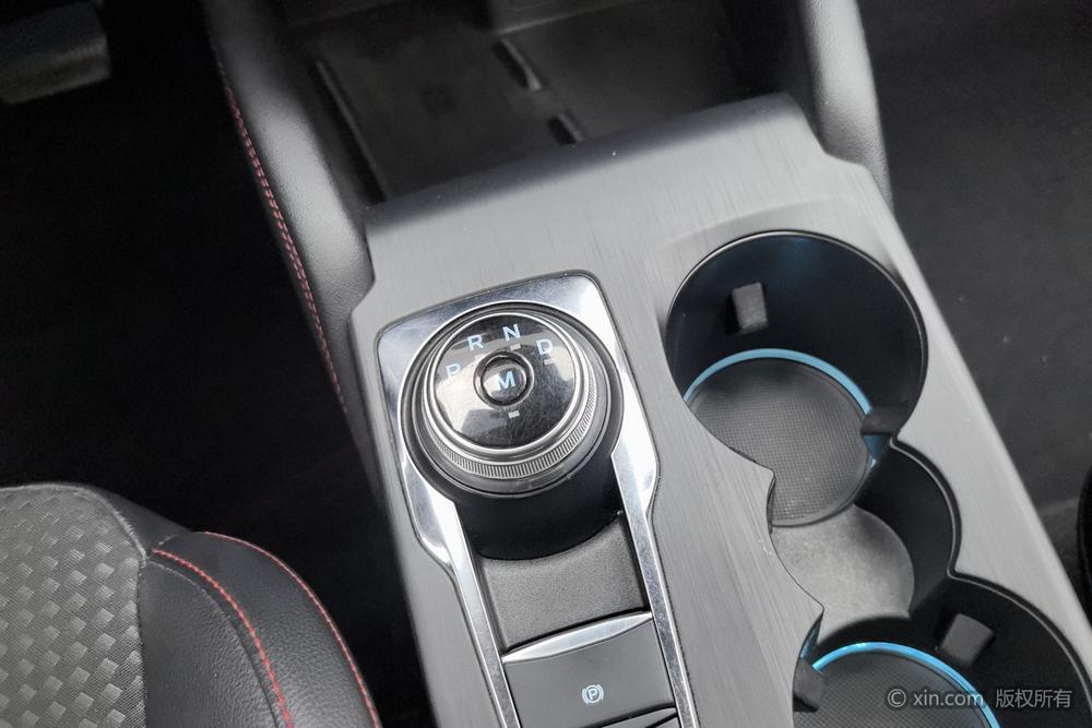 Ford Focus 2021 2-Class EcoBoost 180 Automatic ST Line – фото 12