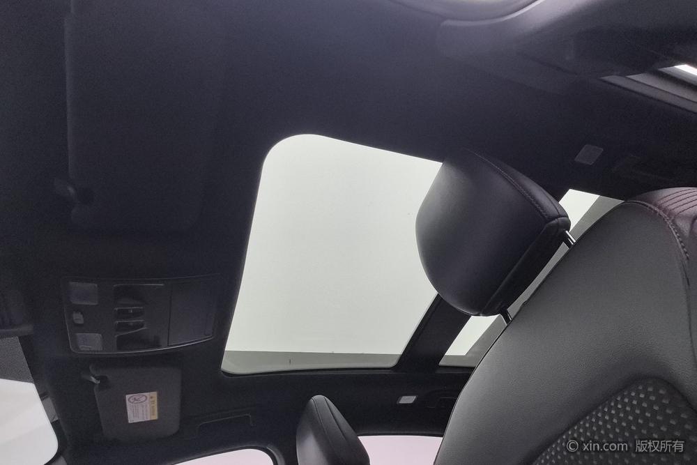 Ford Focus 2021 2-Class EcoBoost 180 Automatic ST Line – фото 20