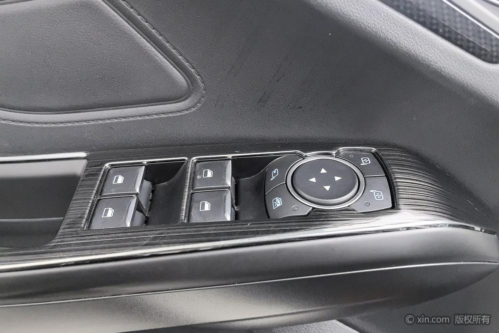 Ford Focus 2021 2-Class EcoBoost 180 Automatic ST Line – фото 22