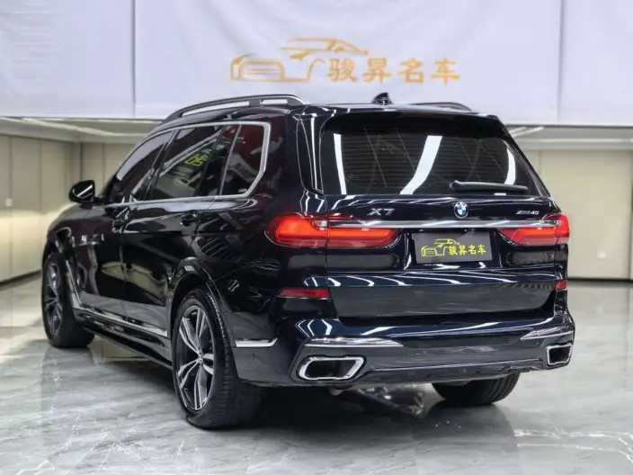 BMW X7 2022 Model xDrive40i Exclusive Model M Sports Set – фото 5
