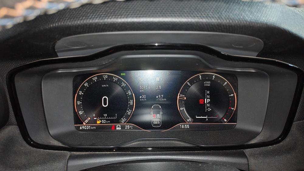 Lynk & Co 02 Hatchback Модель 2021 года 2.0TD Hatchback Halo – фото 9