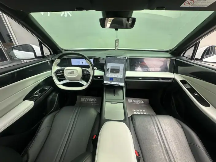 Geely Galaxy L7 2023 Model 1.5T DHT 115km MAX – фото 7