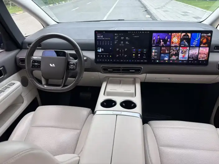 Li Auto MEGA 2024 Model Ultra Edition – фото 7