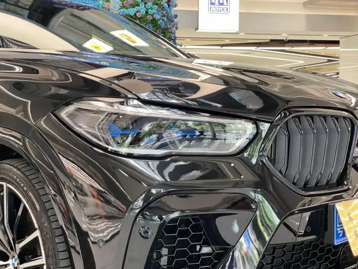 BMW X6 2022 Model Facelift II xDrive40i Exclusive Model M Sports Set – фото 9