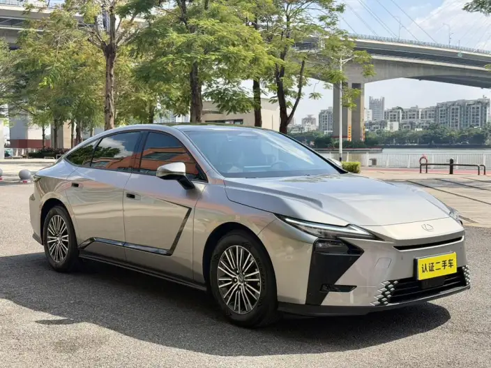 Lexus ES 2026 Model 300h