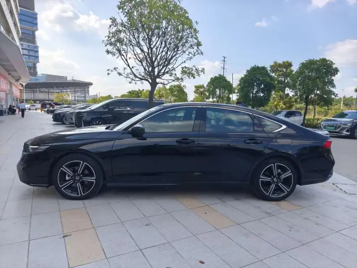 Honda INSPIRE 2023 Model 260TURBO Jingyue Edition – фото 3