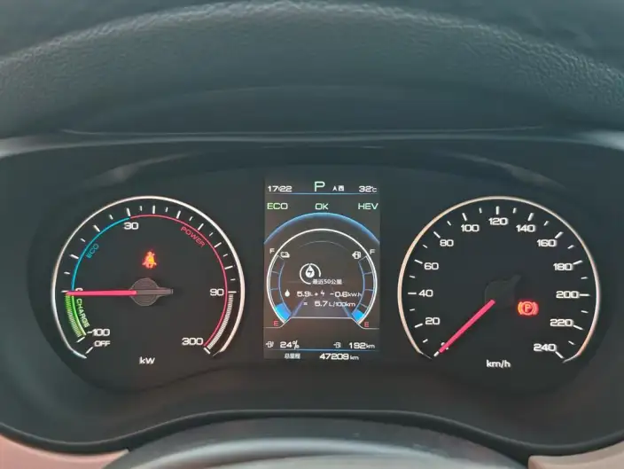 BYD Song MAX DM 2022 Model DM-i 105KM Flagship Model – фото 10