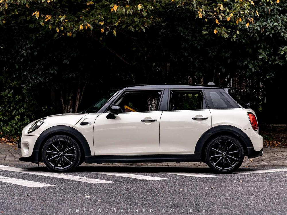 MINI 2019 1.5T COOPER Artist Five-door Edition – фото 2