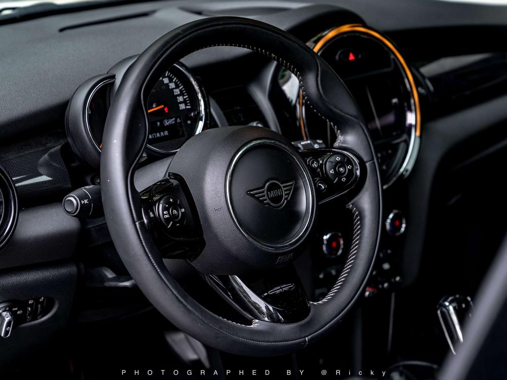 MINI 2019 1.5T COOPER Artist Five-door Edition – фото 8