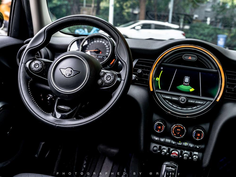 MINI 2019 1.5T COOPER Artist Five-door Edition – фото 9
