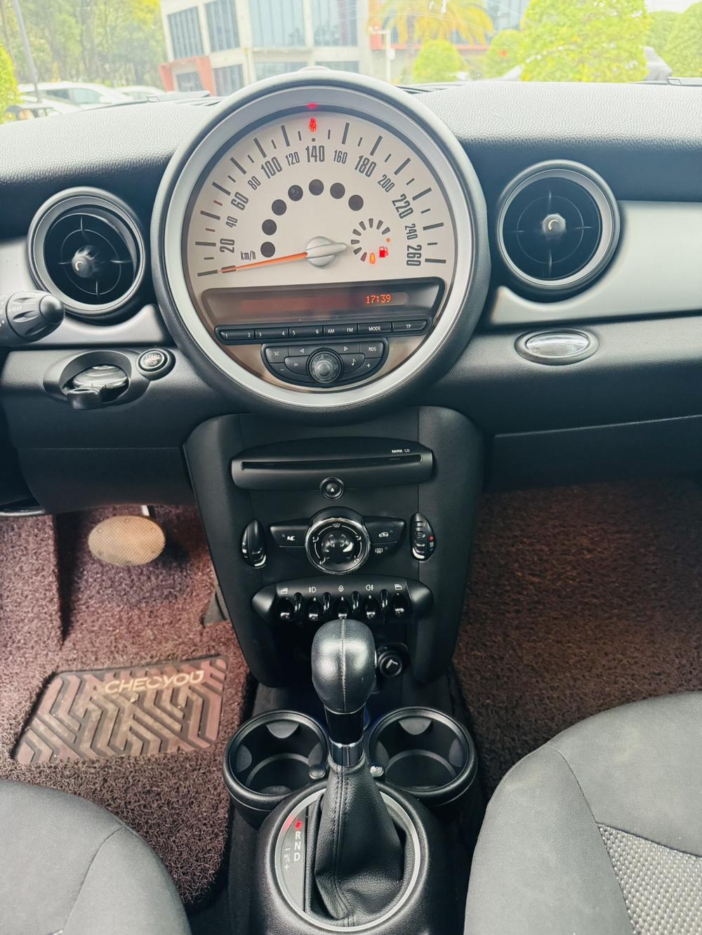 MINI 2013 модификация 1.6L ONE Limited No. Тройная литиевая батарея модификация – фото 8
