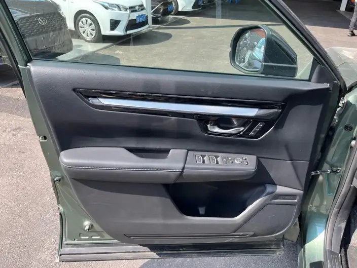 Honda BREEZE 2023 Model 240TURBO CVT 4WD Exclusive Edition – фото 7