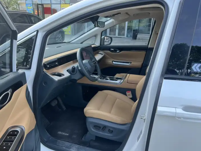 GAC Trumpchi E8 PHEV 2024 Model 2.0ATK 150km MAX Edition – фото 8