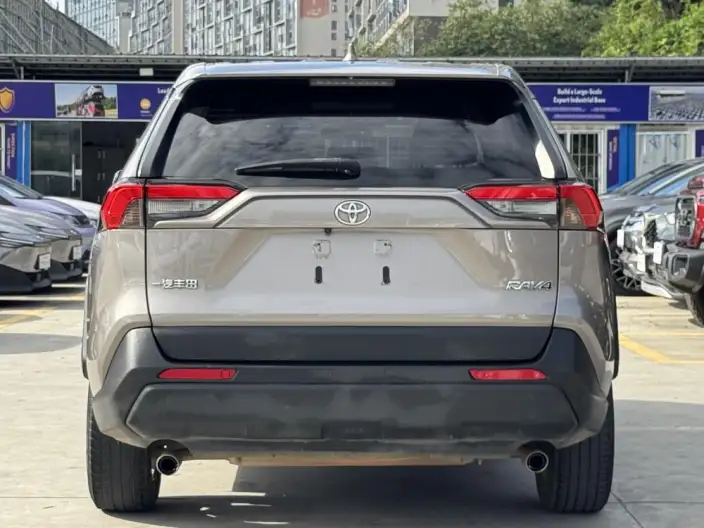 Toyota RAV4 2023 Model 2.0L CVT 2WD Urban Edition – фото 4