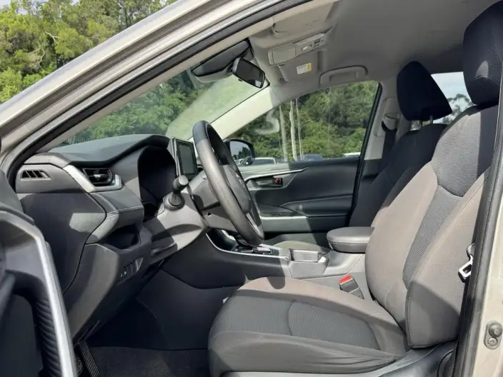 Toyota RAV4 2023 Model 2.0L CVT 2WD Urban Edition – фото 6