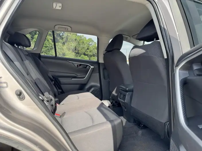 Toyota RAV4 2023 Model 2.0L CVT 2WD Urban Edition – фото 9