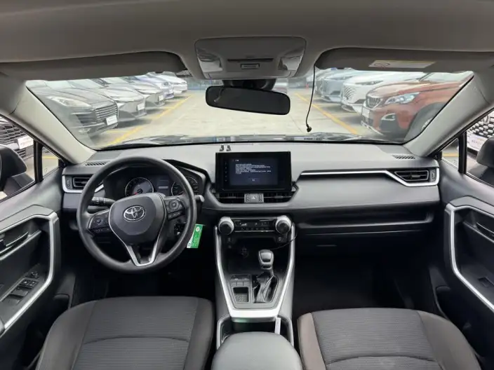 Toyota RAV4 2023 Model 2.0L CVT 2WD Urban Edition – фото 5