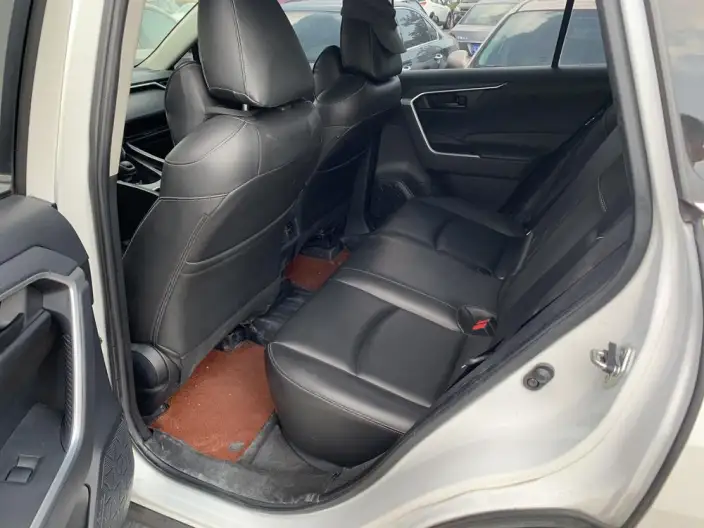 Toyota RAV4 2022 Model 2.0L CVT 2WD Urban Edition – фото 9