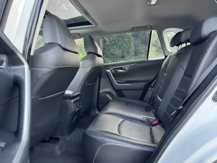 Toyota RAV4 2023 Model 2.0L CVT 2WD Urban Edition – фото 7