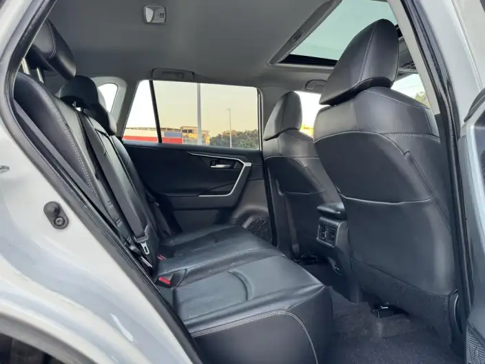 Toyota RAV4 2023 Model 2.0L CVT 2WD Urban Edition – фото 9