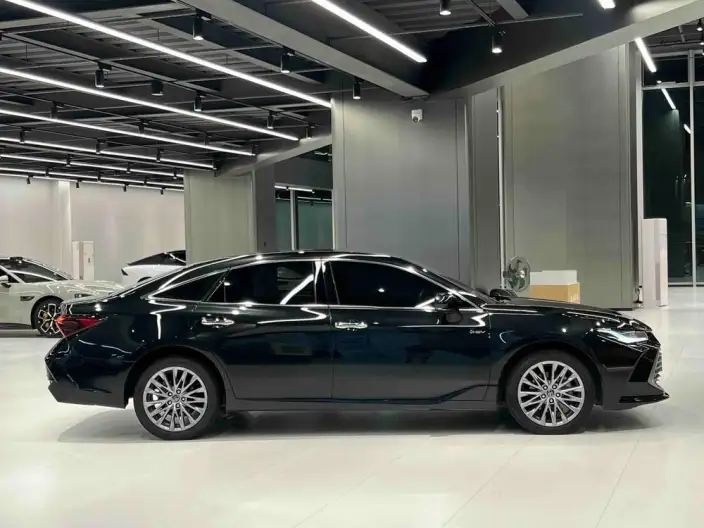 Toyota Avalon 2024 Model Intelligent Hybrid 2.0L E-CVT Premium Edition