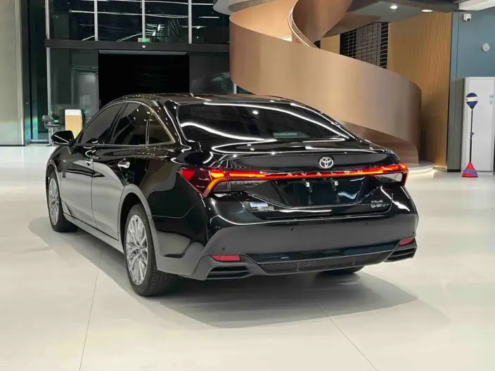 Toyota Avalon 2024 Model Intelligent Hybrid 2.0L E-CVT Premium Edition