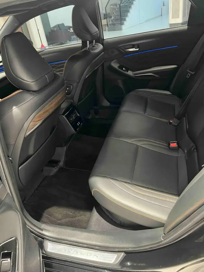 Toyota Avalon 2024 Model Intelligent Hybrid 2.0L E-CVT Premium Edition – фото 10